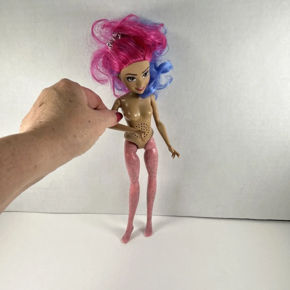 Disney Descendants 3 Audrey Queen of Mean Doll w Outfit Jointed EUC
